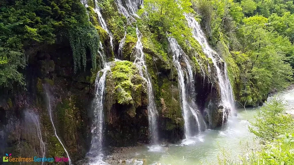 Kuzalan Şelalesi Tabiat Parkı